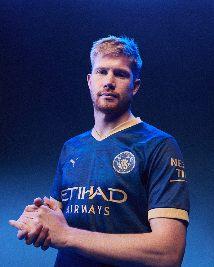 哈曼：皇马状态滑坡始于抵制金球奖，以及维尼修斯公开闹情绪（哈曼：皇马颓势始于金球奖抵制与维尼修斯情绪风波）