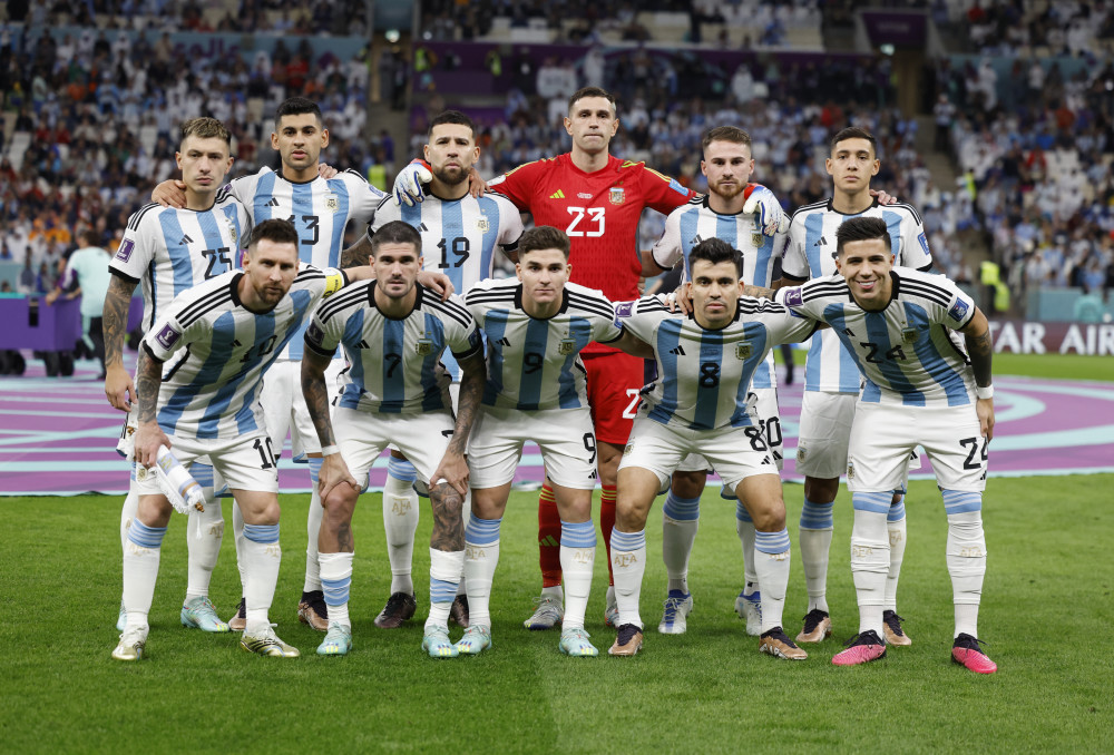 孔蒂：卡拉巴赫非常难对付，我对球队今天的表现很满意（孔蒂称卡拉巴赫难缠：对球队今日发挥感到满意）