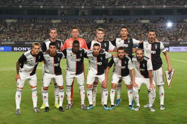 斯基拉：那不勒斯依然想租梅努，球员也想要获得更多出场机会（斯基拉：那不勒斯仍盼租借梅努，球员寻求更多出场时间）