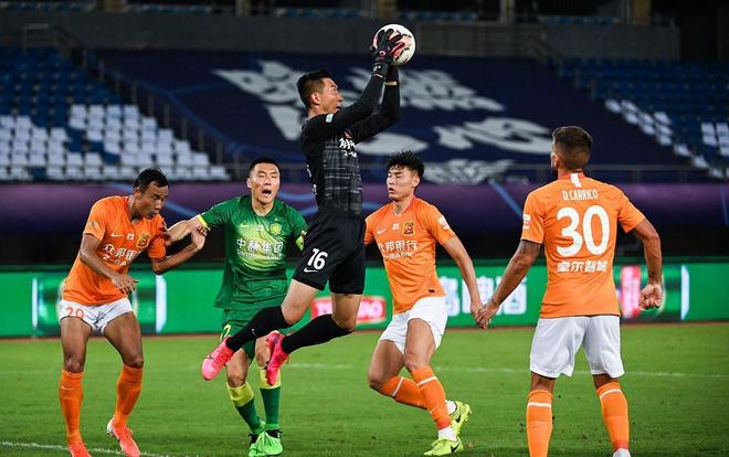 蒋圣龙：理解球迷的失望；末轮踢好自己的比赛（蒋圣龙：理解球迷失落，末轮专注打好自己的比赛）