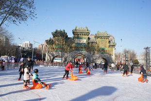 马卡：马塞洛之子恩佐-阿尔维斯首次入选欧青赛皇马U19大名单（马卡：马塞洛之子恩佐-阿尔维斯首次入选皇马U19欧青赛大名单）