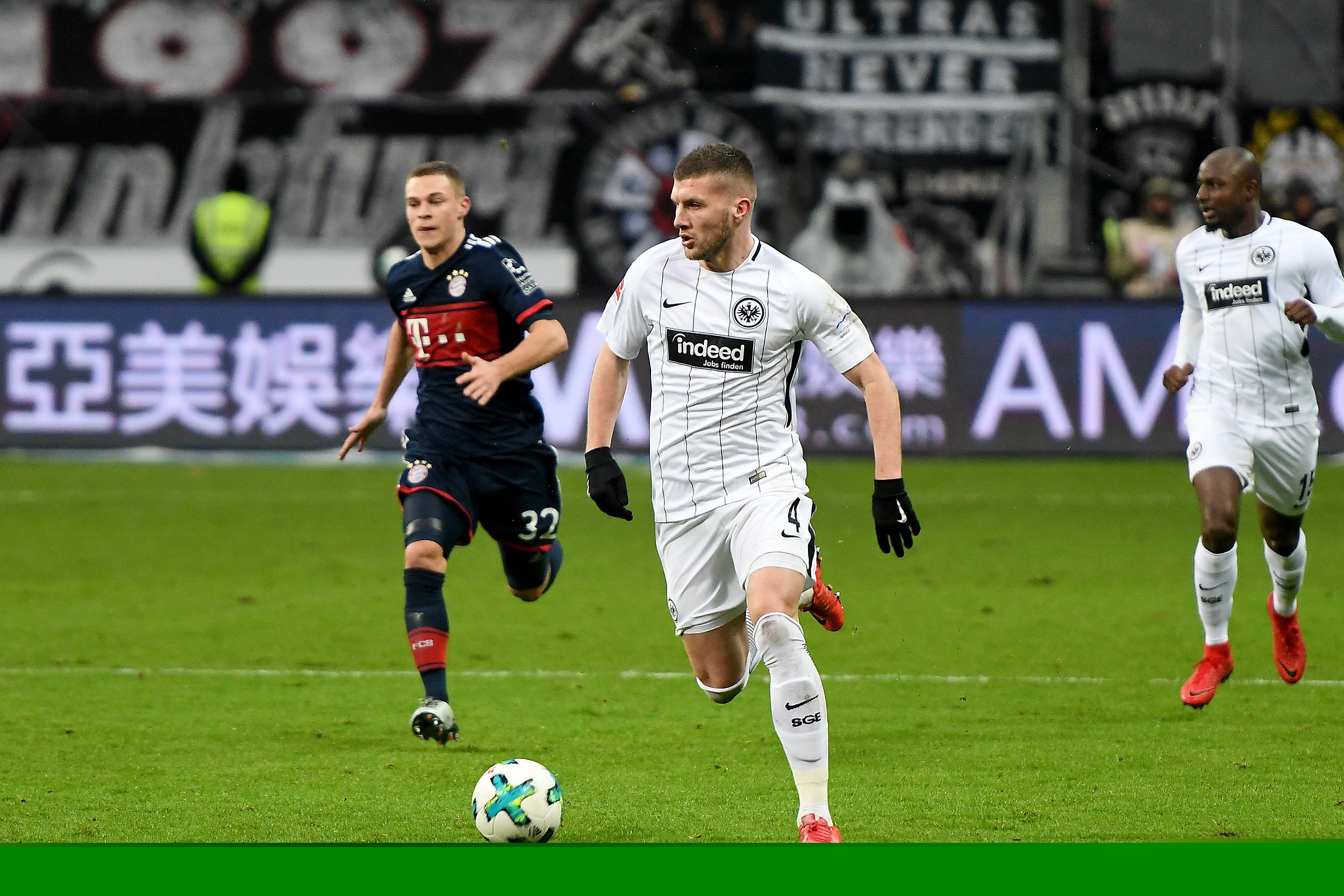 斯帕莱蒂：孔蒂是一位顶级教练，对阵那不勒斯我们会全力以赴（斯帕莱蒂称赞孔蒂为顶级名帅：面对那不勒斯我们将倾尽全力）