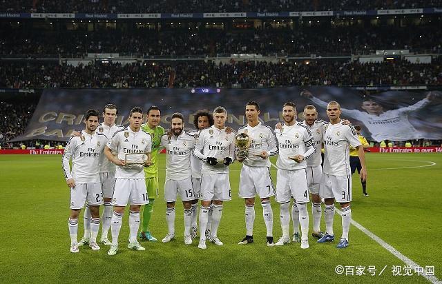 里程碑！兰德尔个人NBA生涯得分突破14000分大关（兰德尔生涯总得分破14000，职业里程碑达成）