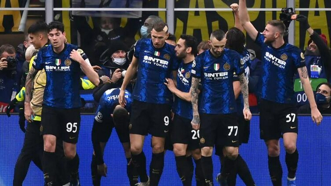 每体：博阿滕在巴萨体育城训练数日，并与弗里克会面（每体：博阿滕已在巴萨体育城连续多日训练，期间与弗里克会晤）