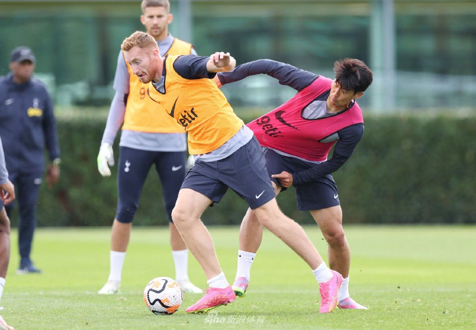 1-4不敌挪威，意大利自1955年以来首次单场主场丢4球（意大利主场1-4负挪威，1955年以来首次单场被灌四球）