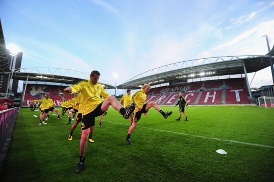 半场战报：多特1-1博德闪耀，布兰特建功，阿里萨米扳平（半场速递：多特1-1博德闪耀，布兰特破门，阿里萨米扳平）