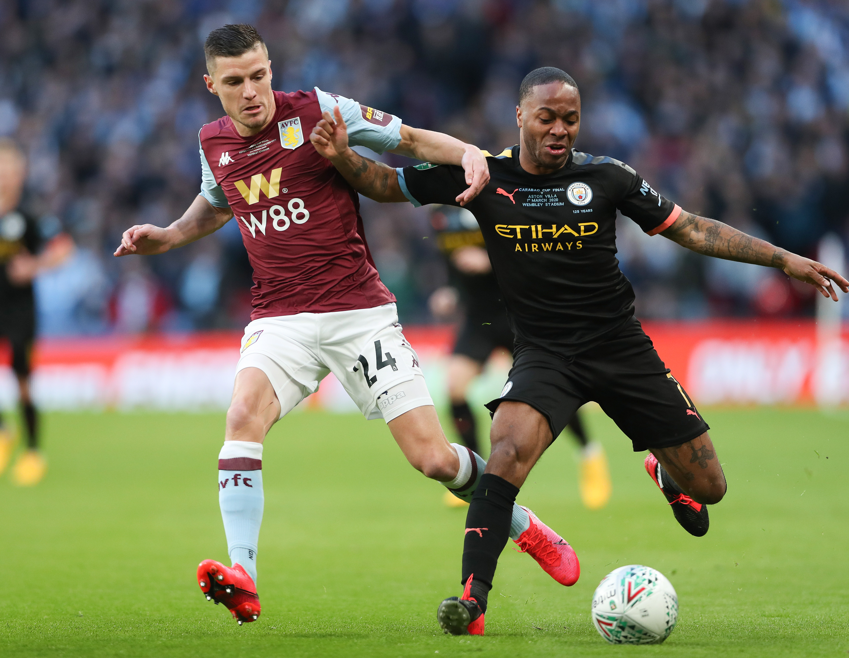 要不咱试试？网红：投简历来当工人，就能在诺坎普免费看球（网红支招：投简历去打工，诺坎普免费观赛不是梦）