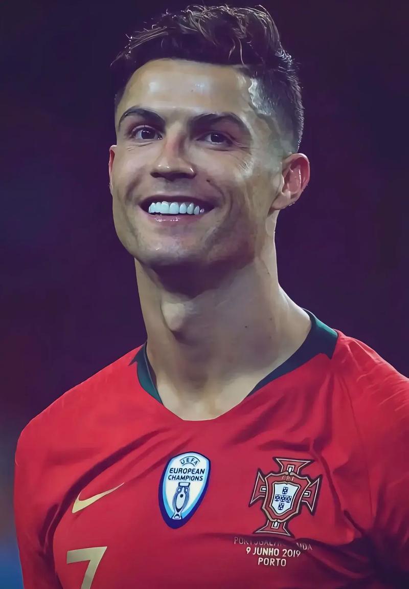 收藏级回忆：我的齐达内与 26 年绿茵时光（珍藏记忆：我与齐达内的26年绿茵岁月）