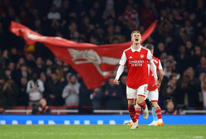 官方：36岁前韩国国脚奇诚庸与浦项制铁续约，签约至2026赛季末（官方确认：前韩国国脚奇诚庸（36岁）与浦项制铁续约，合同至2026赛季末）