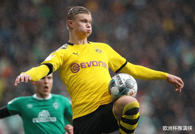 这个点球不吹，合理吗？（这次点球未判，是否合理？）